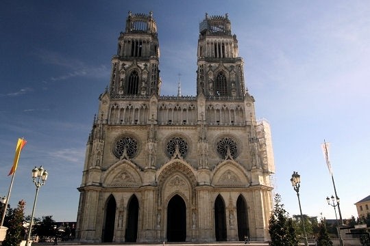 Grijpen Grote hoeveelheid Soms A 200 metres de la cathédrale d'Orléans - Page 1/1 - Bureau de Change à  Orléans